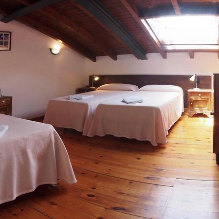 Casa De La Montana Albergue Turistico Avin Bagian luar foto