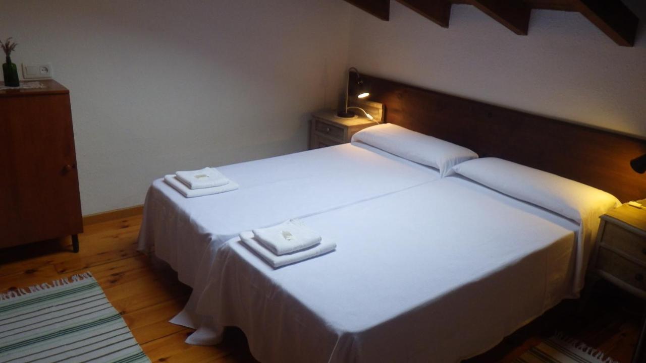 Casa De La Montana Albergue Turistico Avin Ruang foto