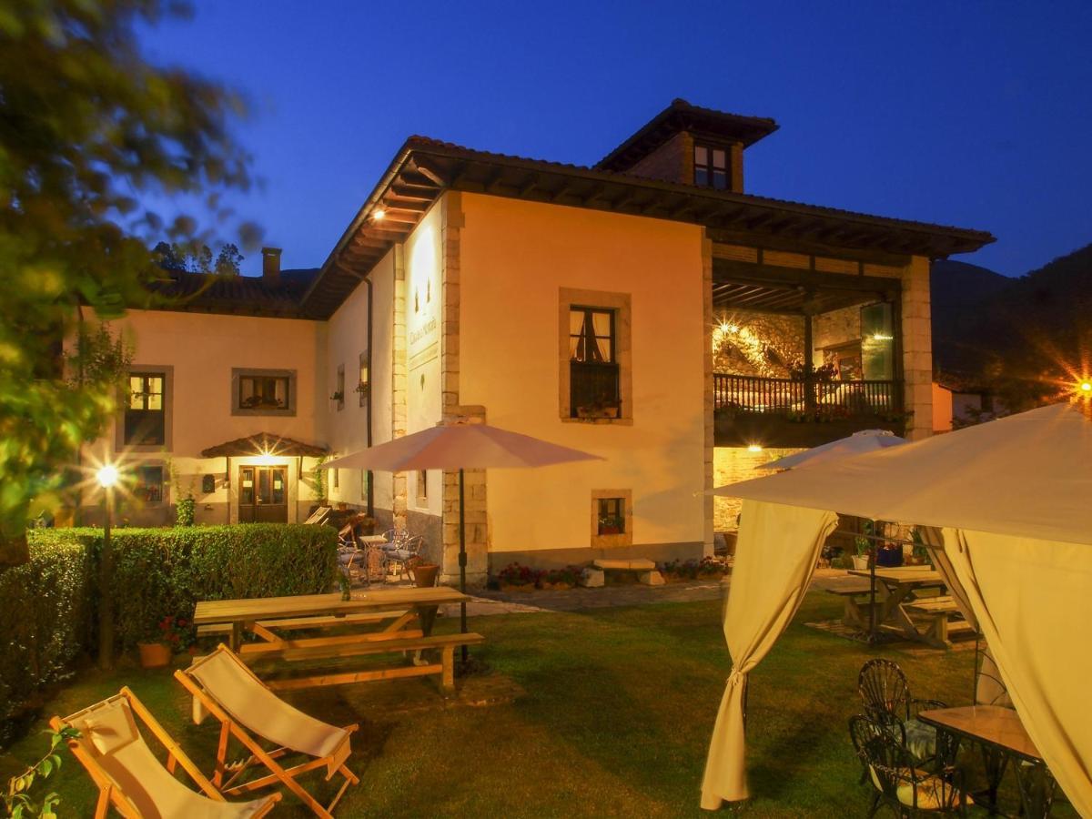Casa De La Montana Albergue Turistico Avin Bagian luar foto