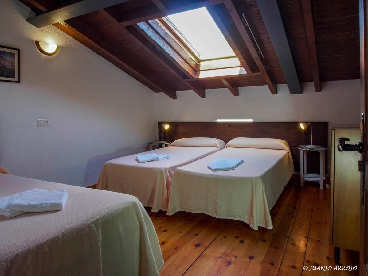 Casa De La Montana Albergue Turistico Avin Bagian luar foto